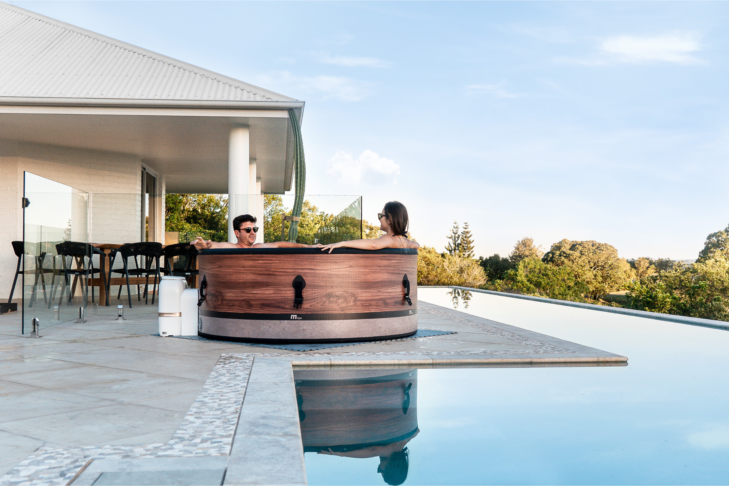 MSPA | DUET | Verto Series | Rigid Hot Tub & Spa | Upto 6 Person