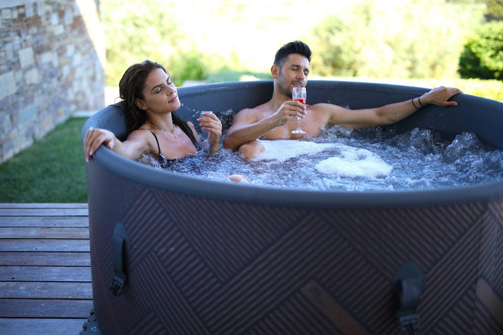 MSPA | MONO | Verto Series | Rigid Hot Tub & Spa | Upto 6 Person